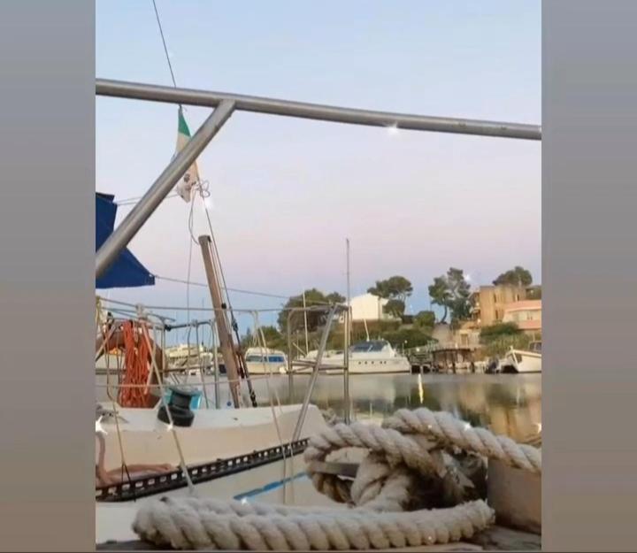 Hotel Lupa - La Flotta Di Willy Gio Alghero Zewnętrze zdjęcie